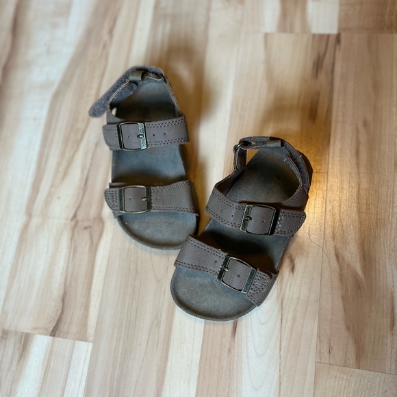 Carter’s Sandals - Picture 2 of 3